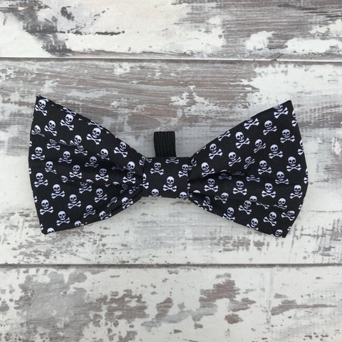 Black Ditsy Skull and Crossbones Bow Tie